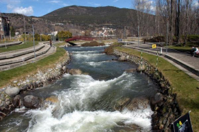 Гостиница Entre els pirineus  Сео-Де-Уржель